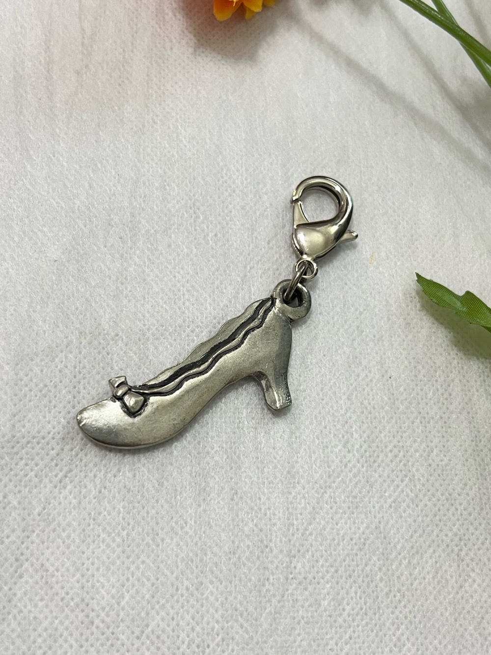 Silver High Heel Shoe Charm Pendant Keychain Zipper Pull